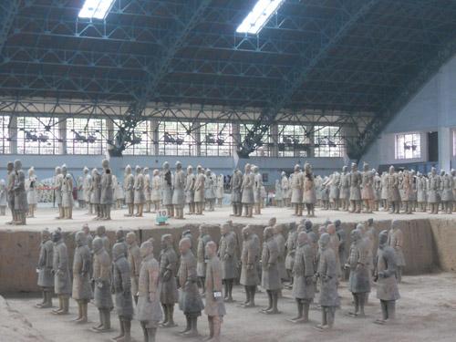 兵馬俑観光+秦の始皇帝陵+華清池+半坂遺跡博物館