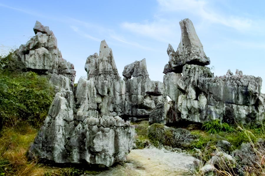 灌陽月嶺古村落と文市石林の日帰り旅行